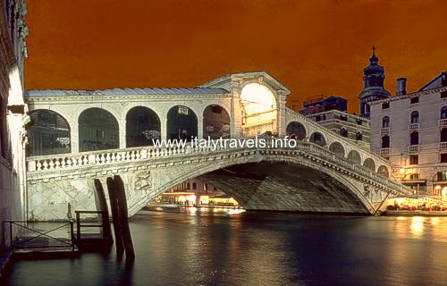 Puente de Rialto - Venecia
